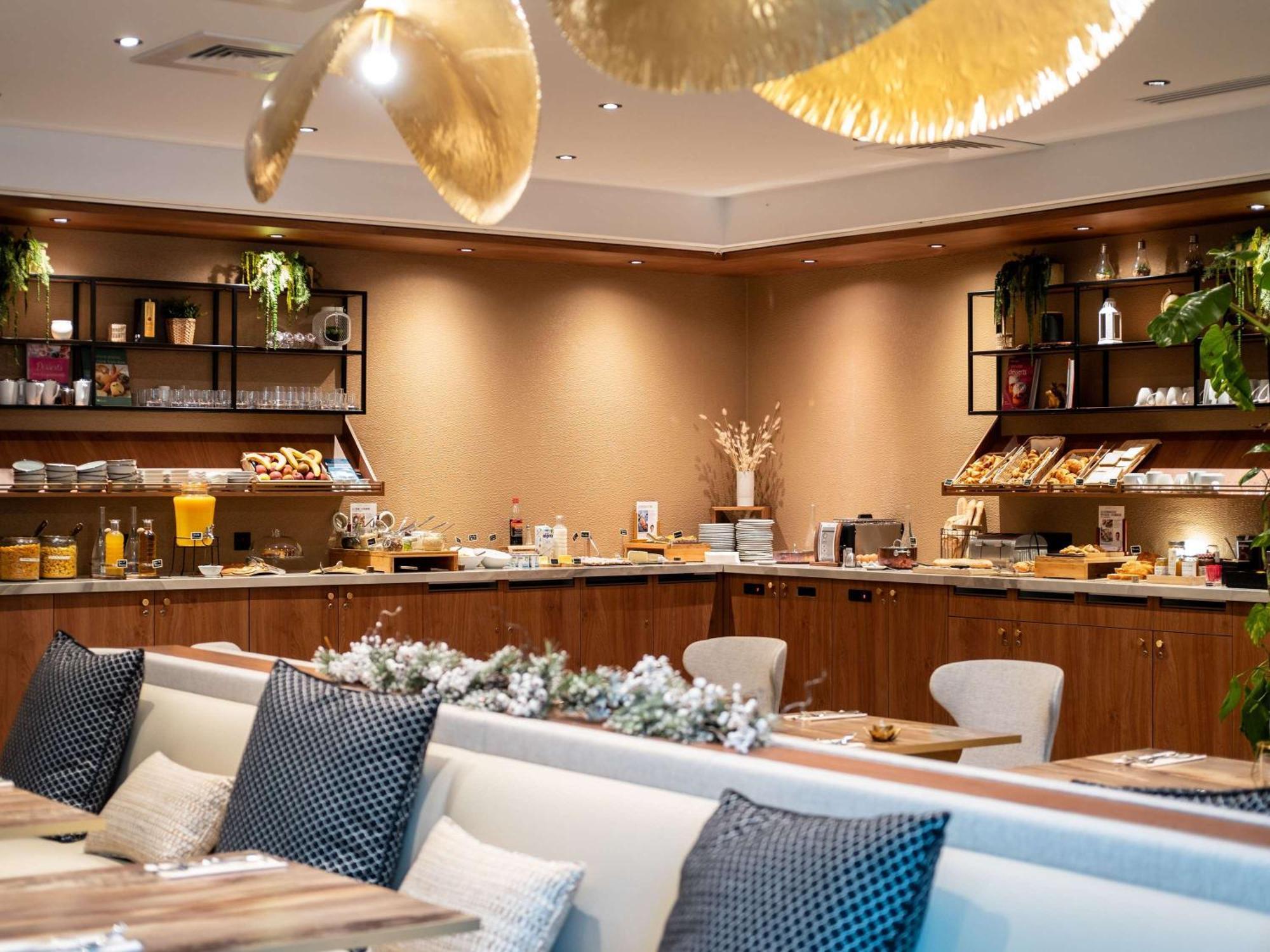 Mercure Paris Ouest Saint Germain Екстериор снимка