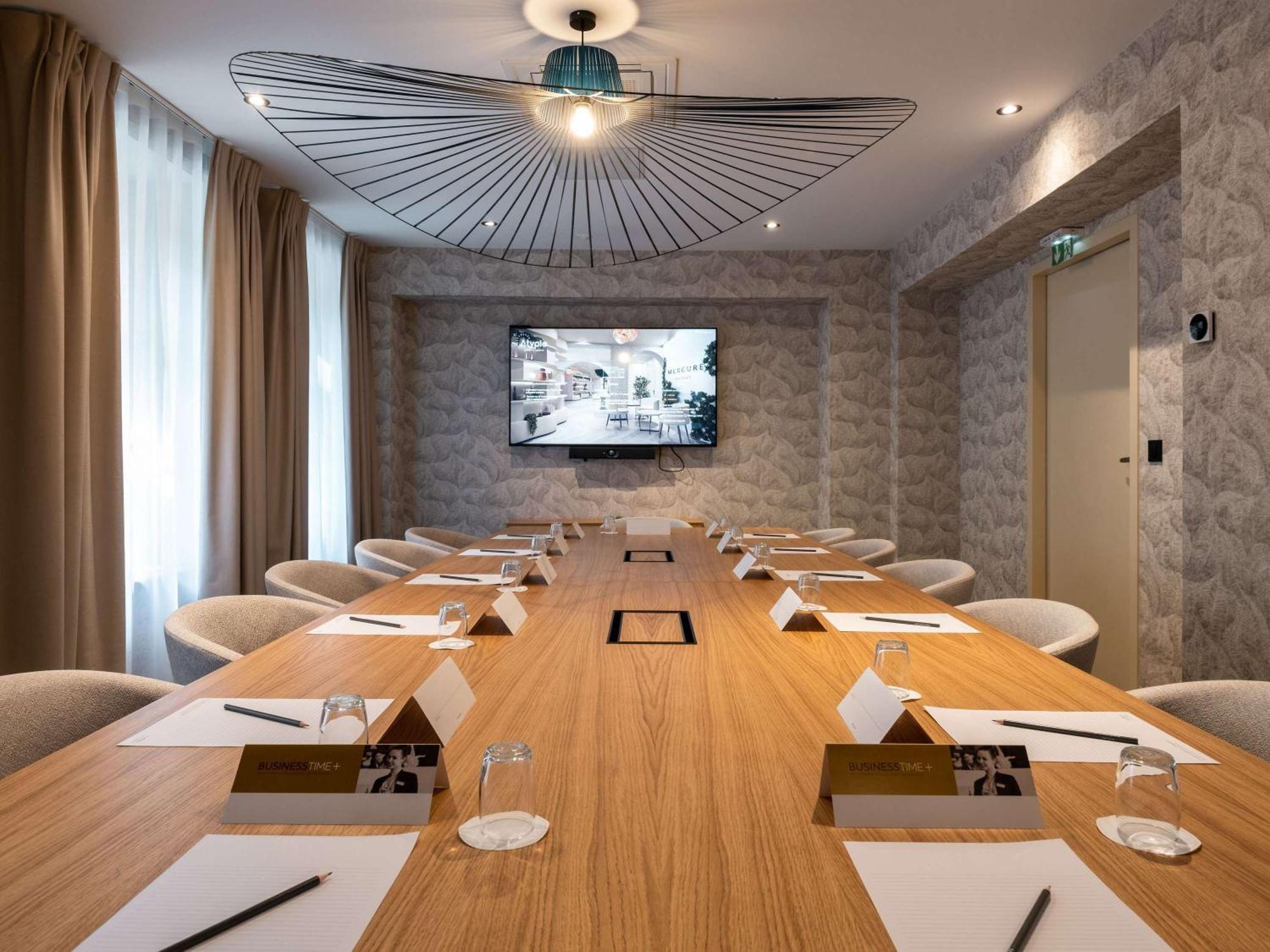 Mercure Paris Ouest Saint Germain Екстериор снимка