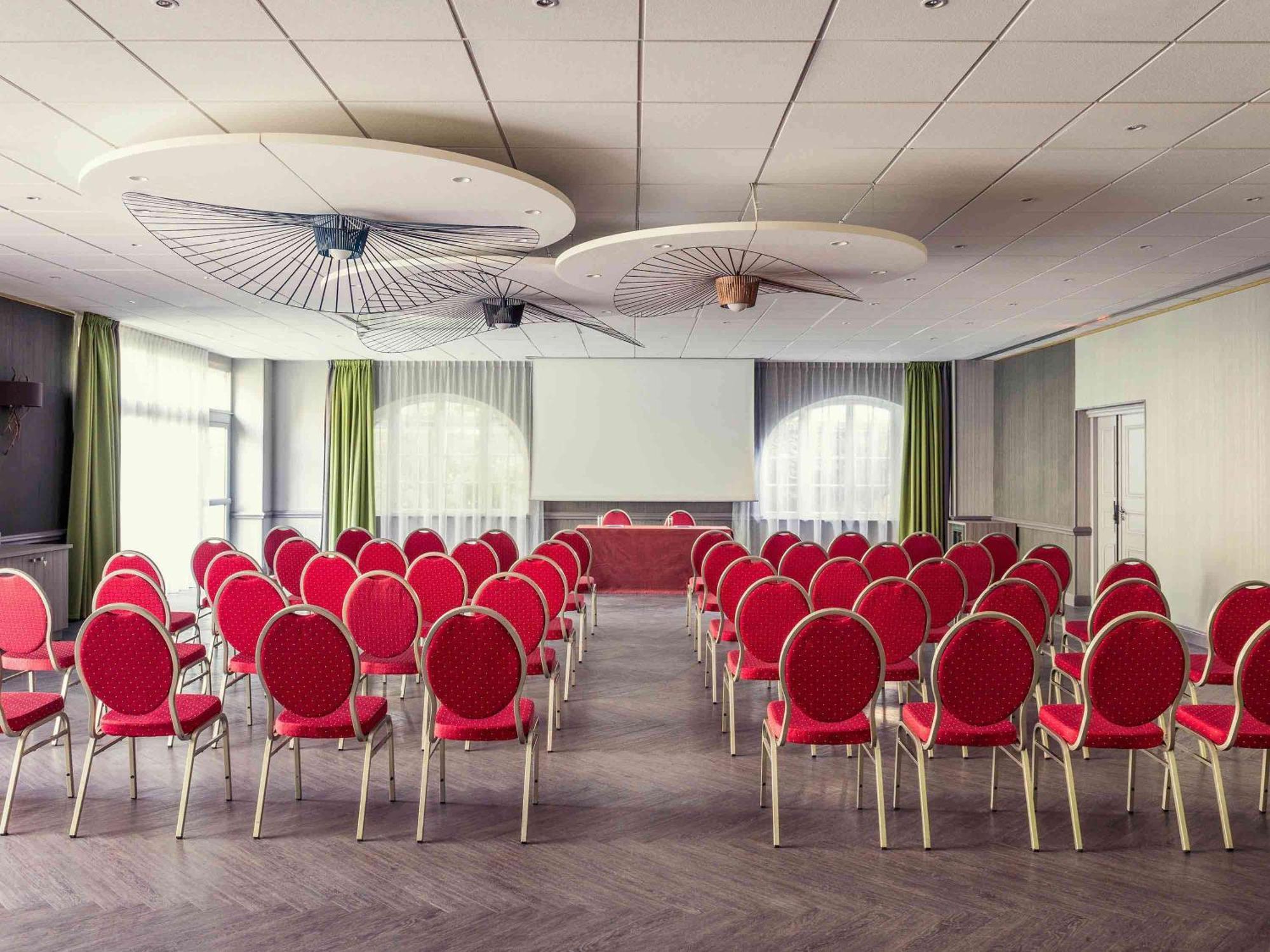 Mercure Paris Ouest Saint Germain Екстериор снимка