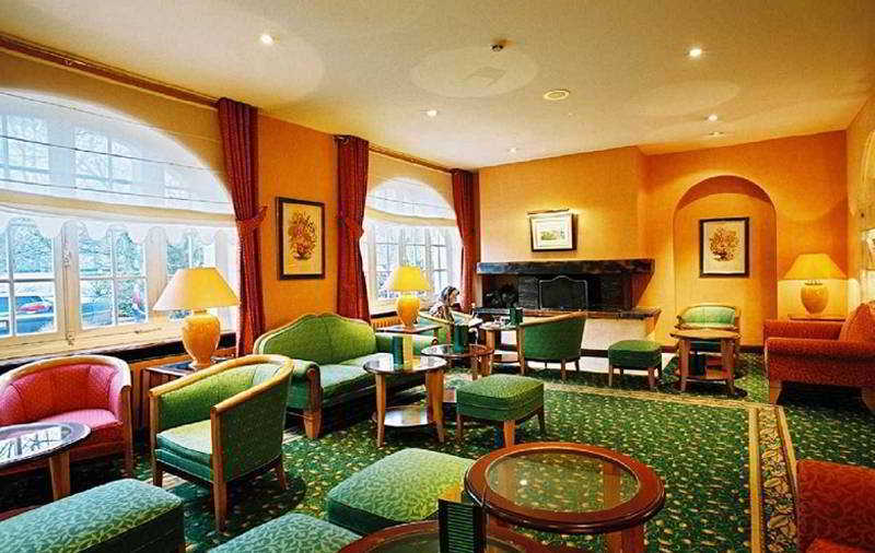 Mercure Paris Ouest Saint Germain Екстериор снимка